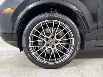 2022 Porsche Cayenne Coupe Coupe AWD