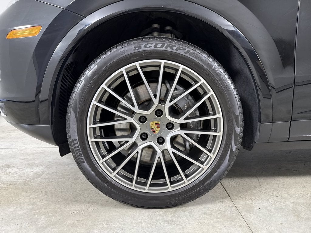 2022 Porsche Cayenne Coupe Coupe AWD