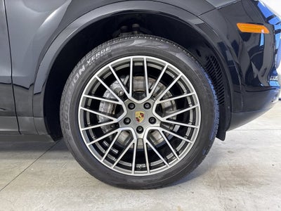 2022 Porsche Cayenne Coupe Coupe AWD