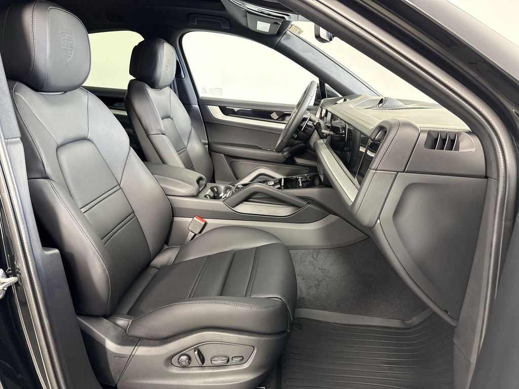 2026 Porsche Cayenne Coupe Coupe AWD
