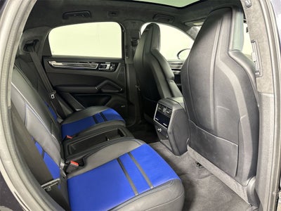 2022 Porsche Cayenne Coupe Coupe AWD