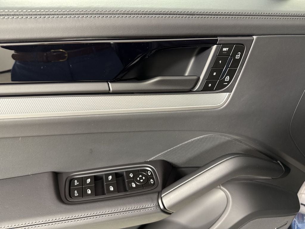 2026 Porsche Cayenne Coupe Coupe AWD