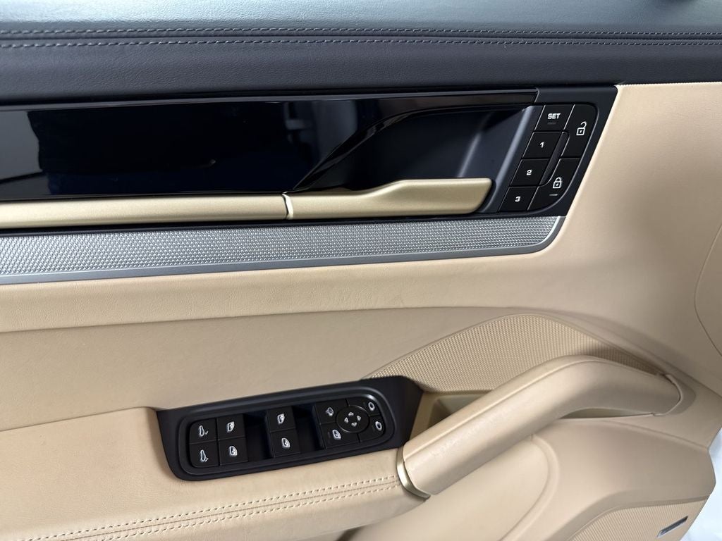 2024 Porsche Cayenne Coupe Coupe AWD