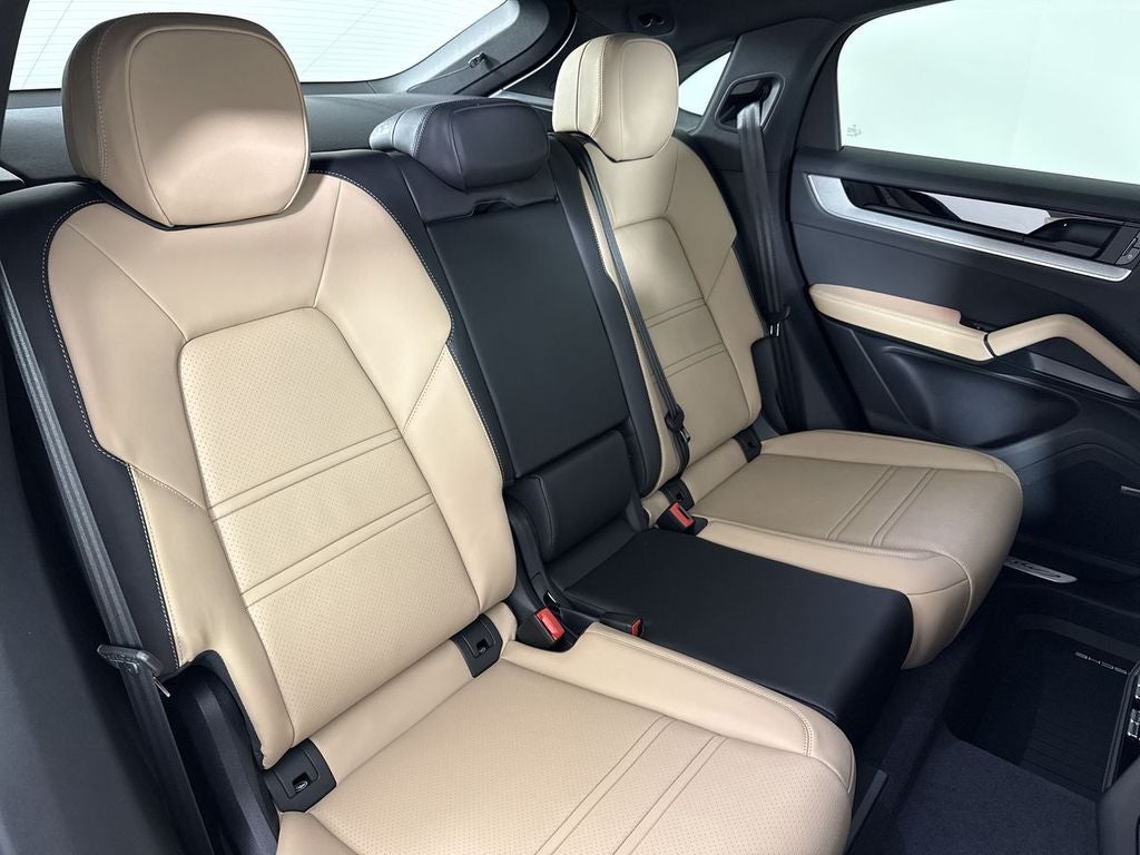 2026 Porsche Cayenne Coupe Coupe AWD