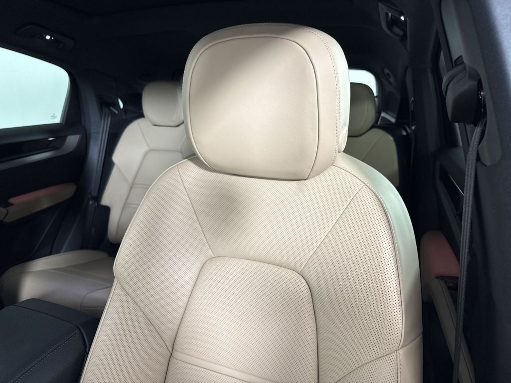2026 Porsche Cayenne Coupe Coupe AWD