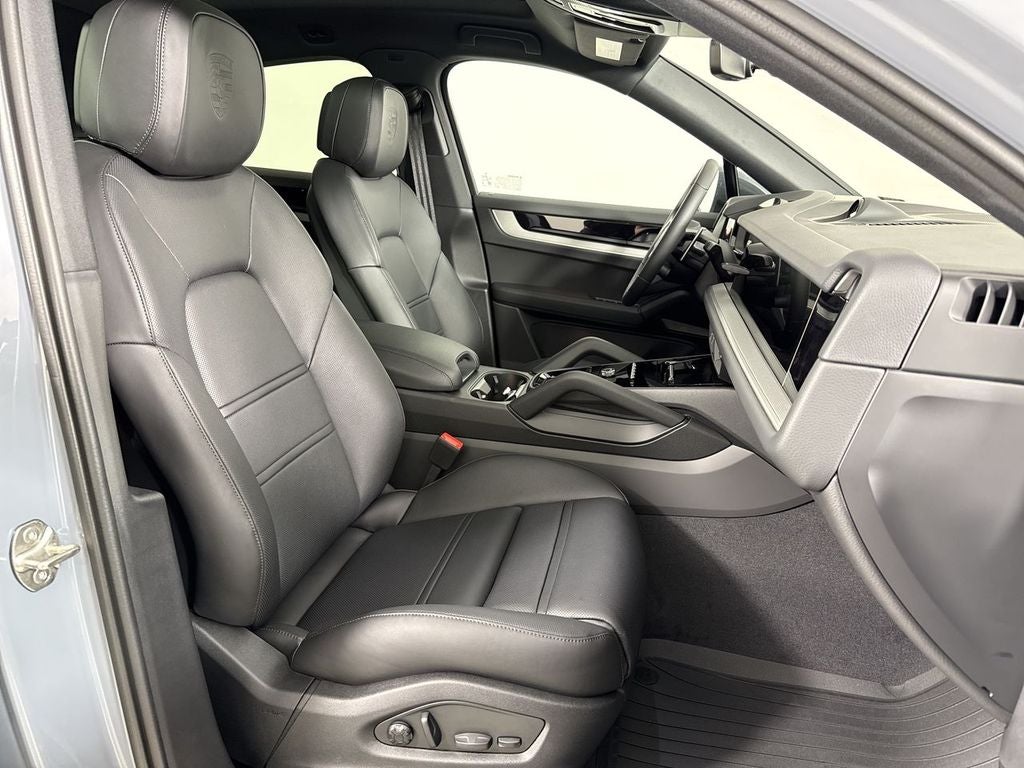 2026 Porsche Cayenne Coupe Coupe AWD