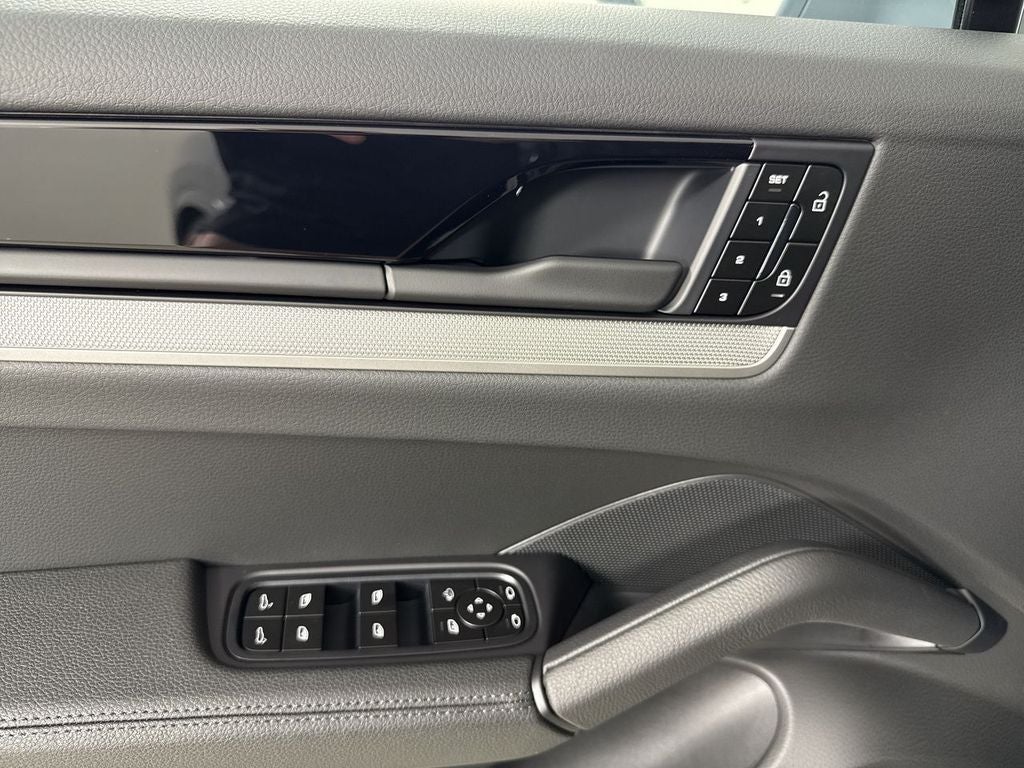 2026 Porsche Cayenne Coupe Coupe AWD