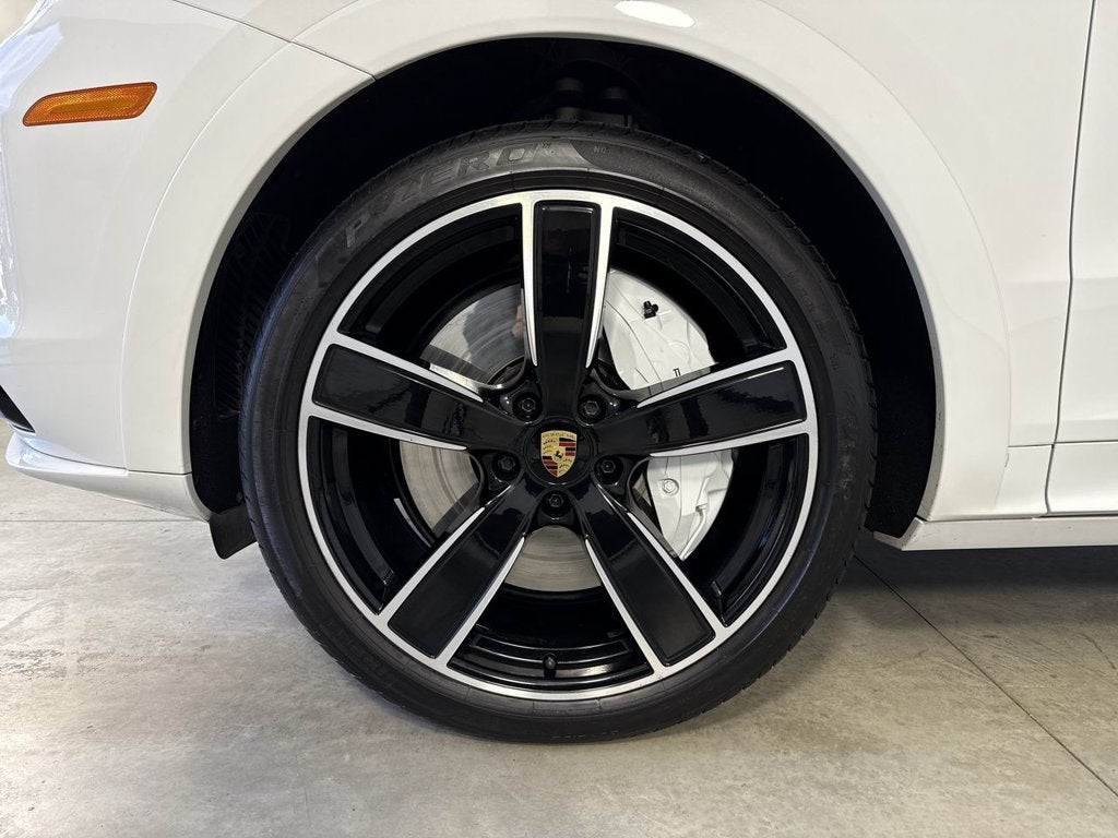 2023 Porsche Cayenne Coupe Turbo