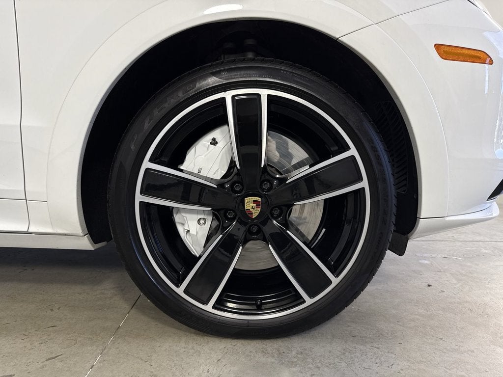 2023 Porsche Cayenne Coupe Turbo