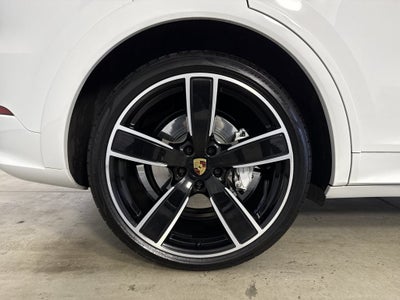 2023 Porsche Cayenne Coupe Turbo