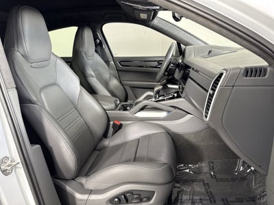 2023 Porsche Cayenne Coupe Turbo
