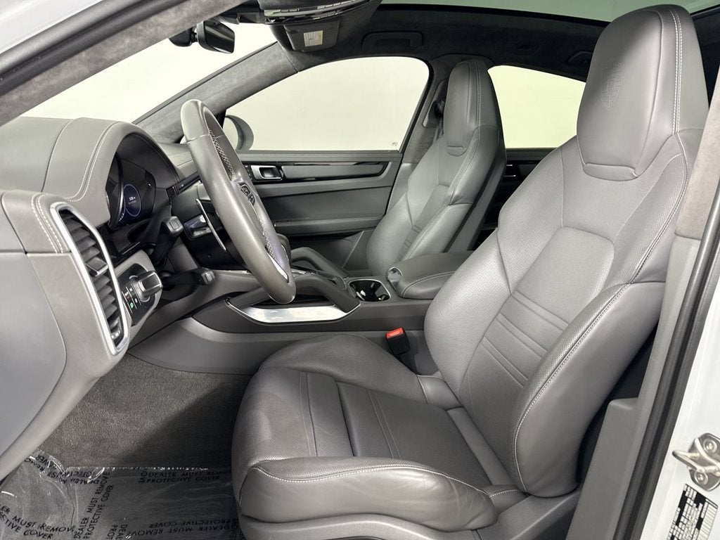 2023 Porsche Cayenne Coupe Turbo