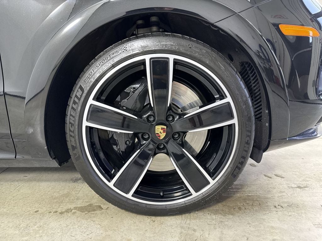 2023 Porsche Cayenne Coupe Turbo
