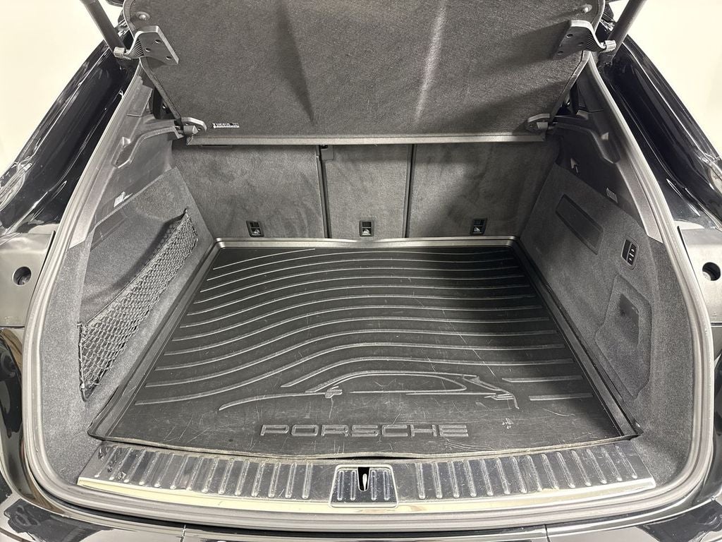 2023 Porsche Cayenne Coupe Turbo