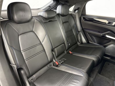 2023 Porsche Cayenne Coupe Turbo