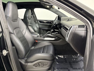 2023 Porsche Cayenne Coupe Turbo