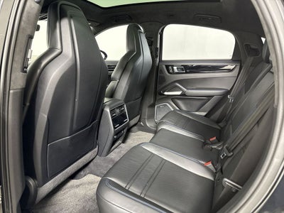 2023 Porsche Cayenne Coupe Turbo