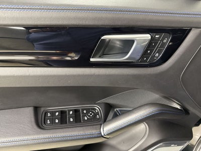 2023 Porsche Cayenne Coupe Turbo