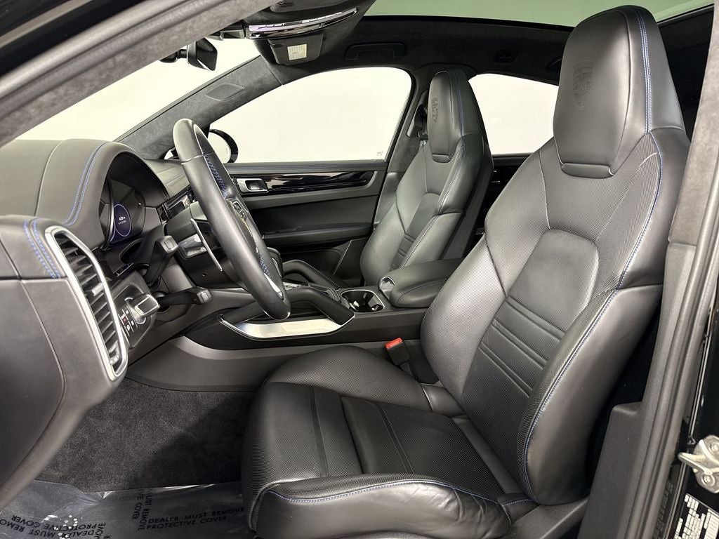2023 Porsche Cayenne Coupe Turbo