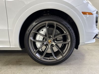 2023 Porsche Cayenne Coupe Turbo
