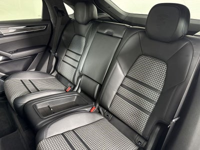 2023 Porsche Cayenne Coupe Turbo