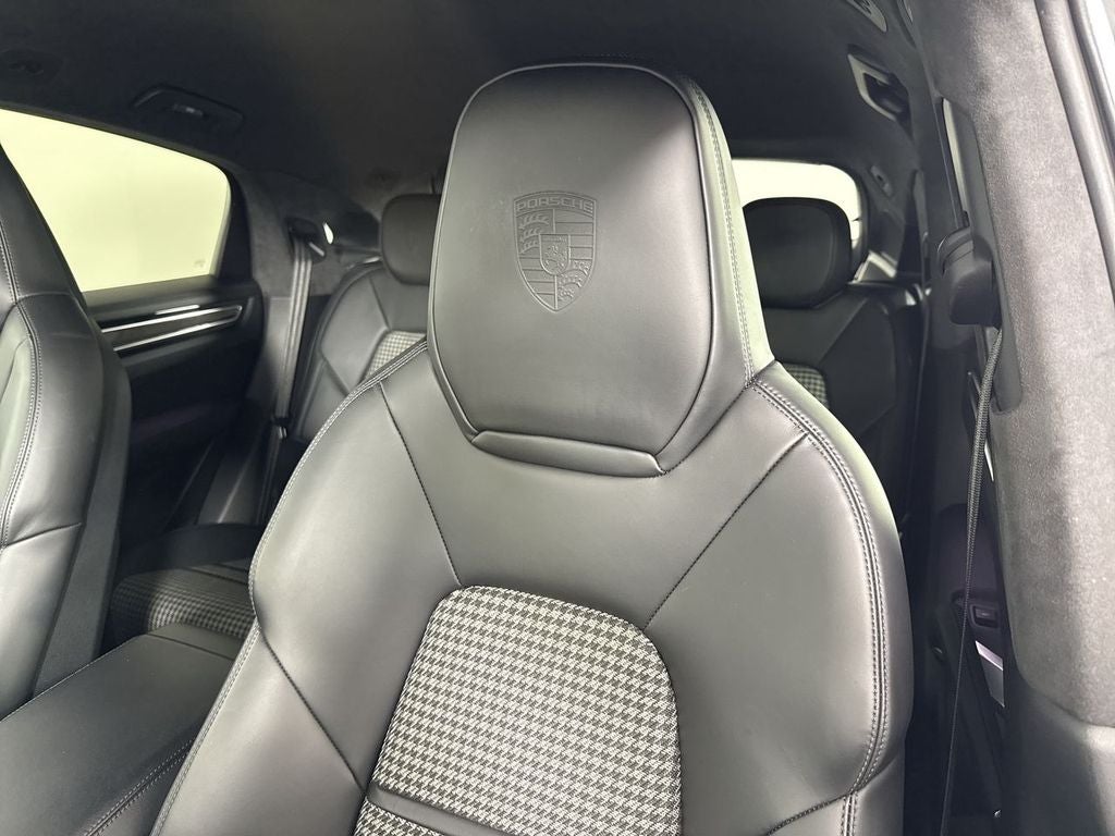 2023 Porsche Cayenne Coupe Turbo
