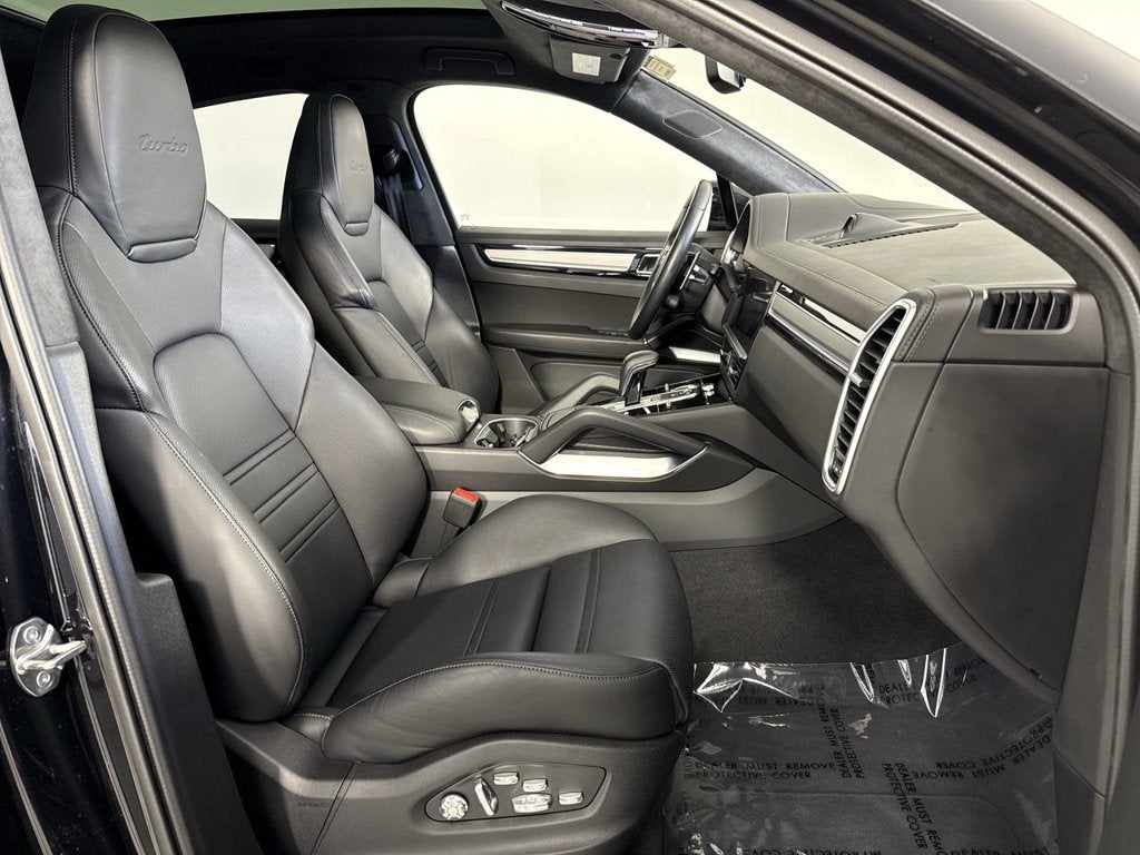 2020 Porsche Cayenne Coupe Turbo