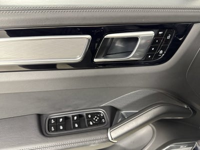 2020 Porsche Cayenne Coupe Turbo