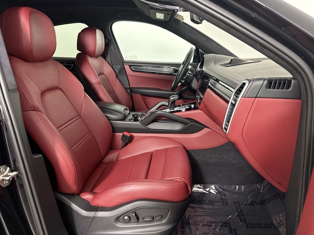 2022 Porsche Cayenne Coupe GTS