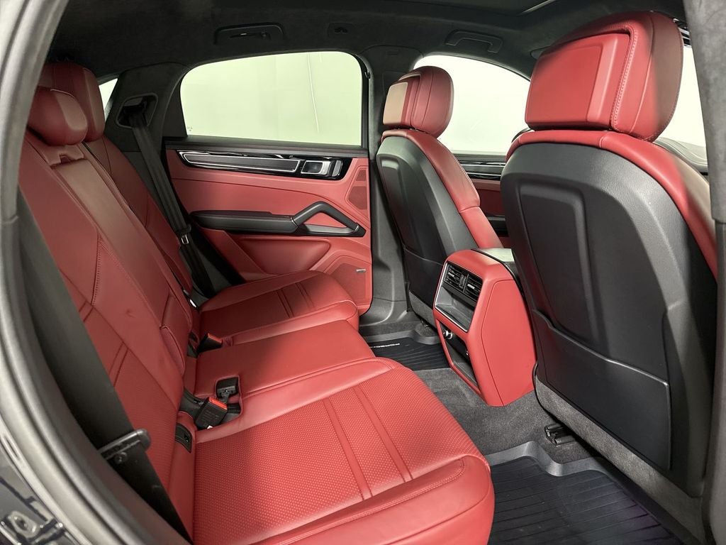 2022 Porsche Cayenne Coupe GTS