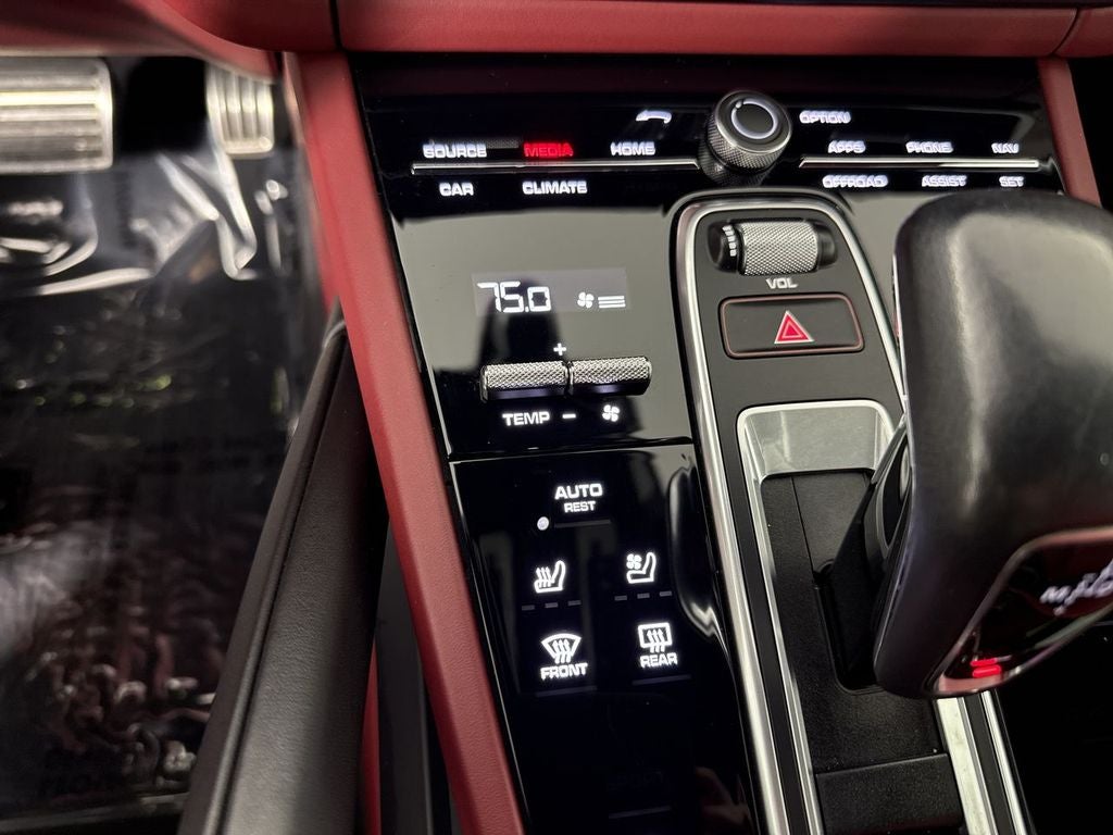 2022 Porsche Cayenne Coupe GTS