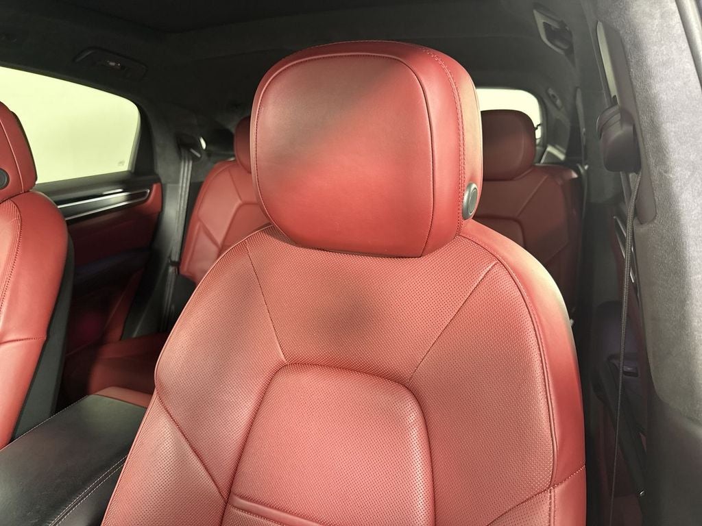 2022 Porsche Cayenne Coupe GTS