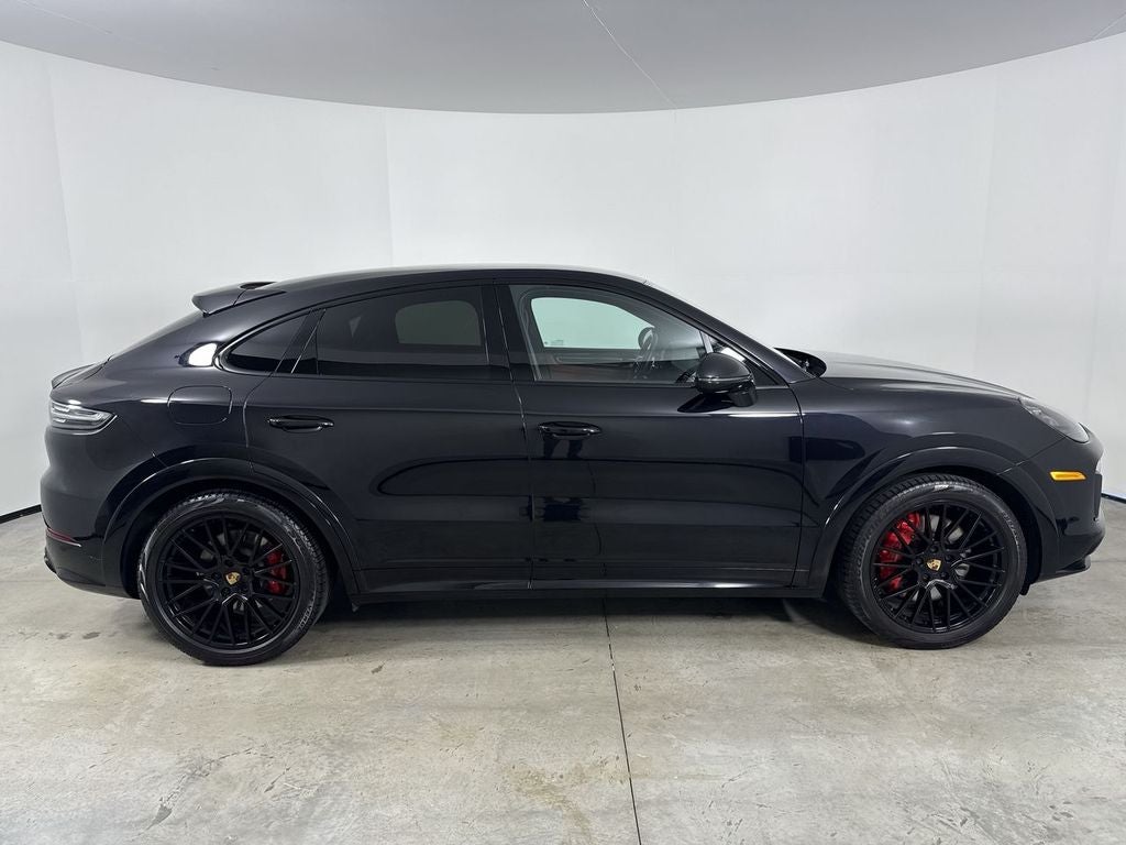 2022 Porsche Cayenne Coupe GTS