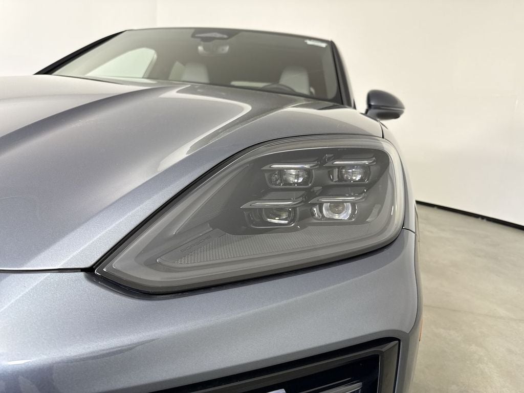 2026 Porsche Cayenne Coupe Cayenne GTS Coupe
