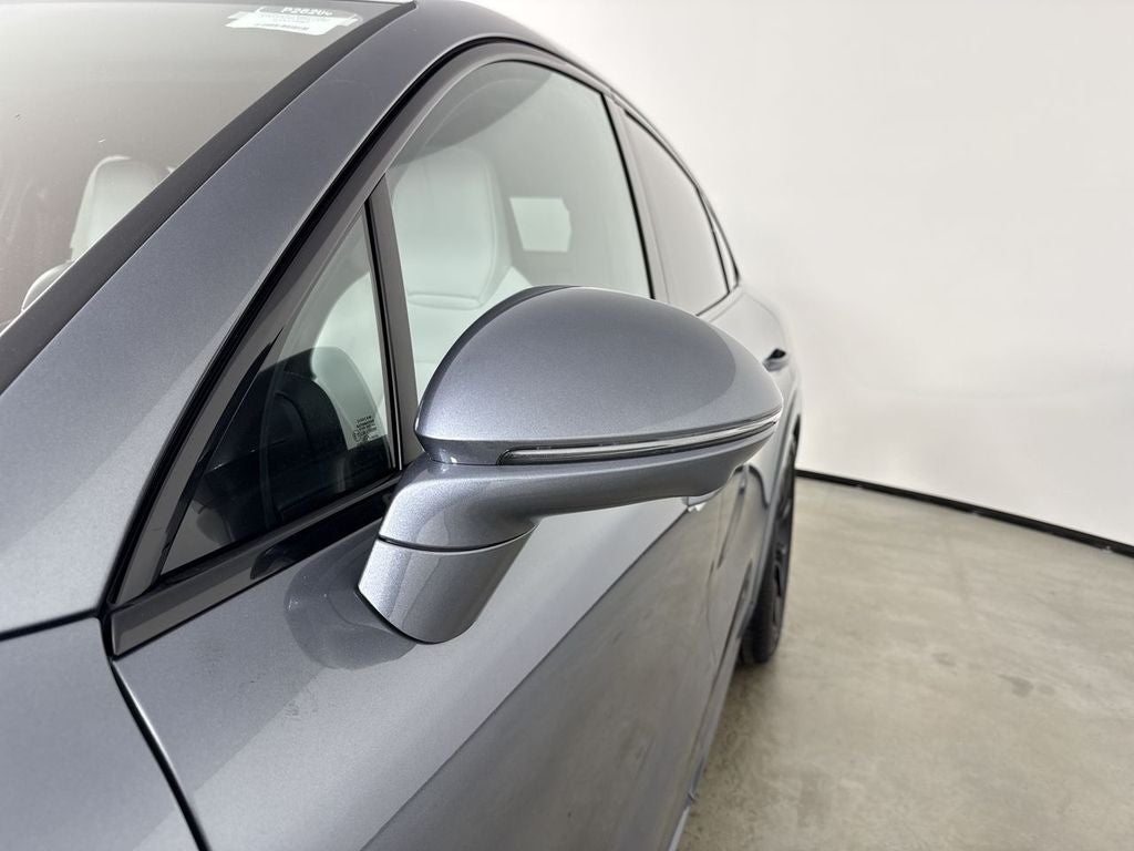 2026 Porsche Cayenne Coupe Cayenne GTS Coupe