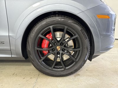 2026 Porsche Cayenne Coupe Cayenne GTS Coupe