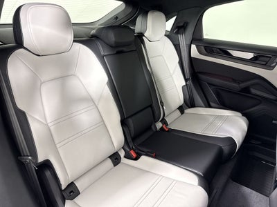 2026 Porsche Cayenne Coupe Cayenne GTS Coupe