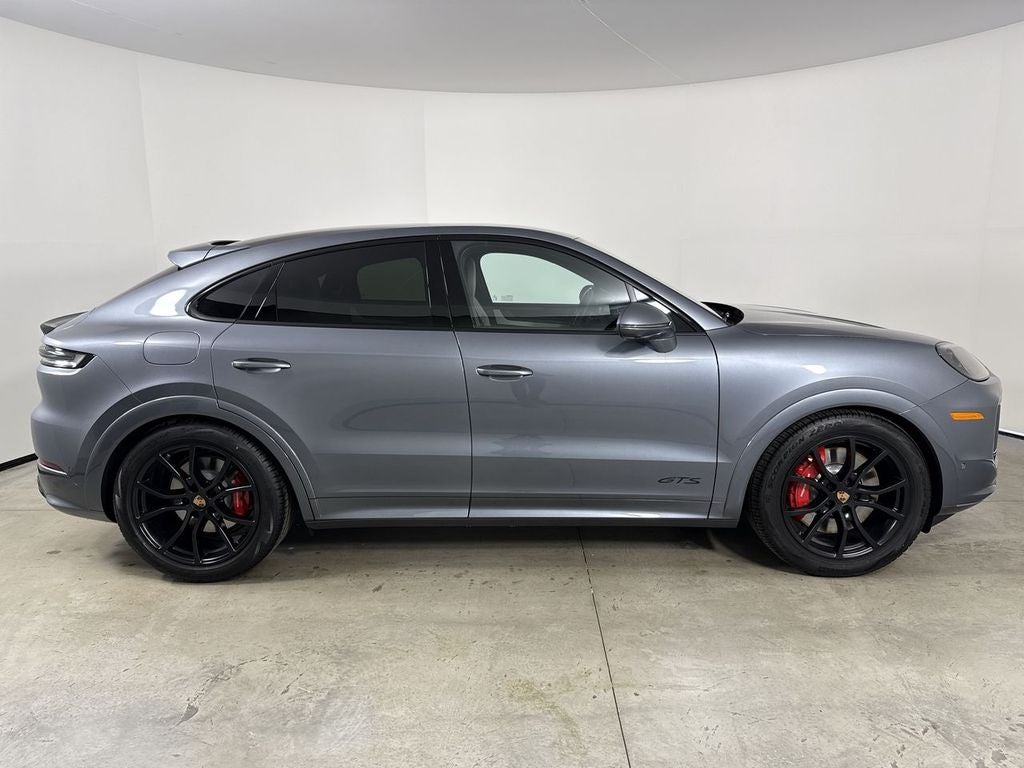 2026 Porsche Cayenne Coupe Cayenne GTS Coupe