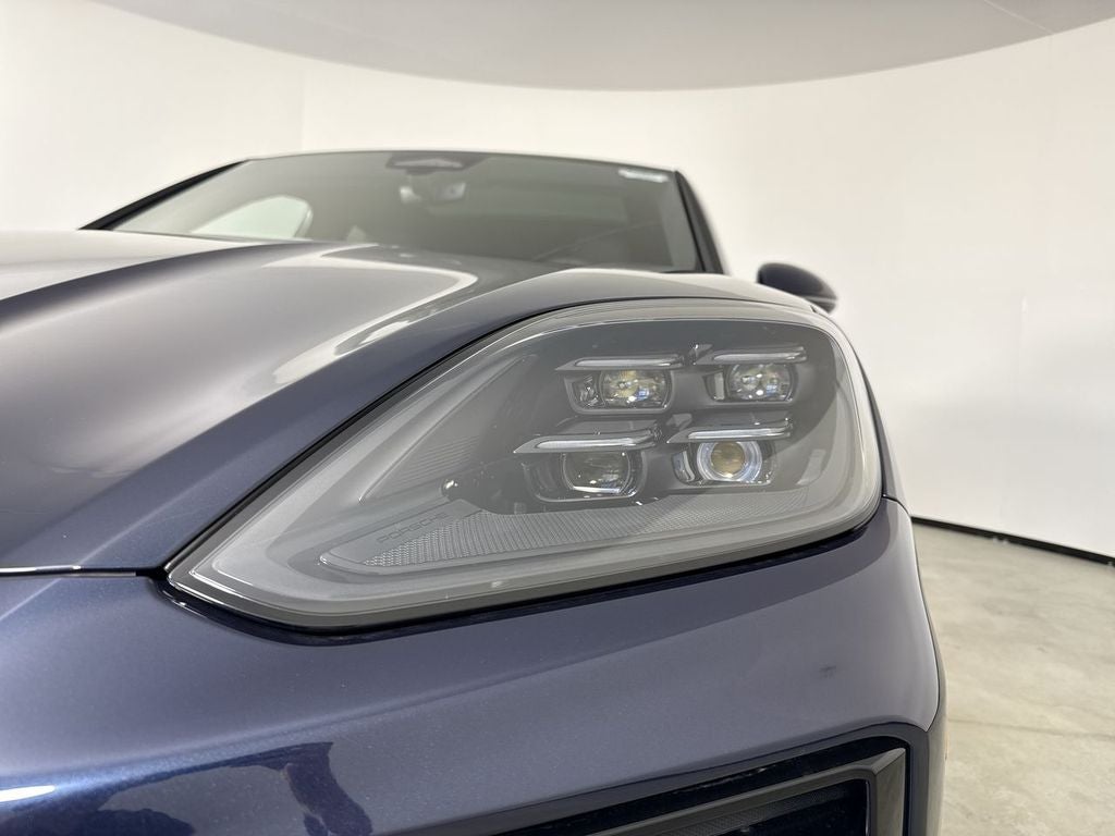 2026 Porsche Cayenne Coupe GTS