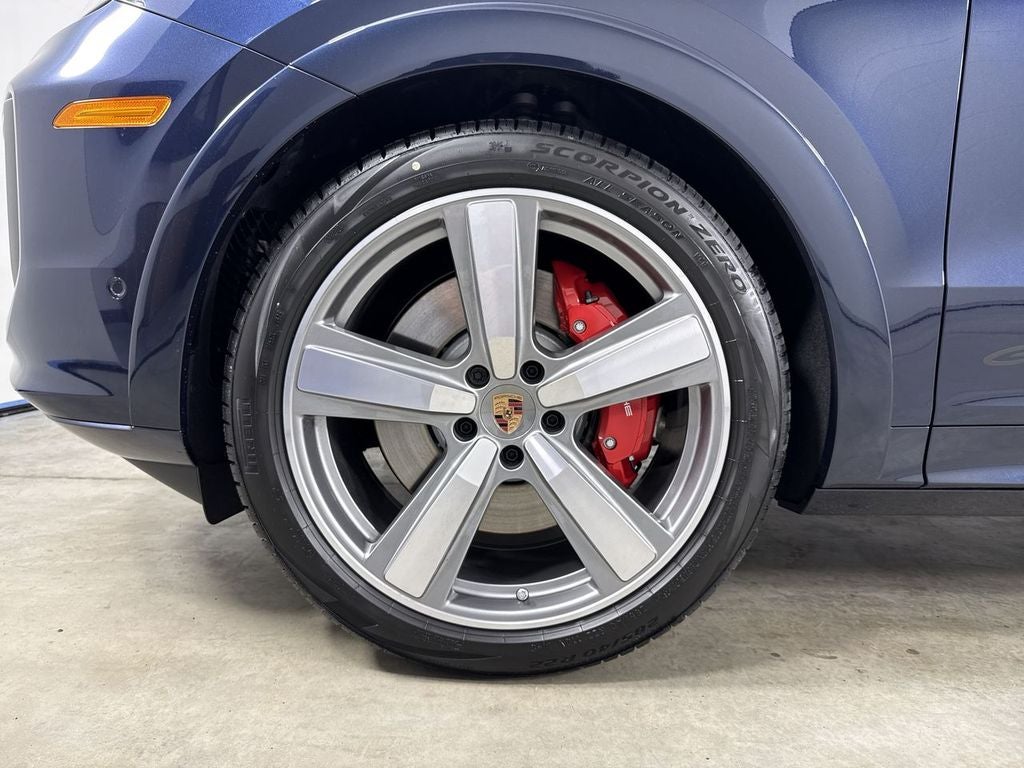 2026 Porsche Cayenne Coupe GTS