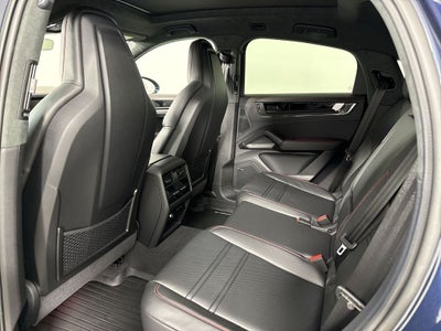 2026 Porsche Cayenne Coupe GTS