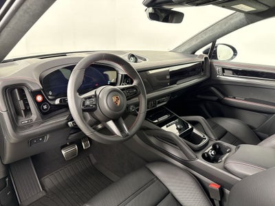 2026 Porsche Cayenne Coupe GTS