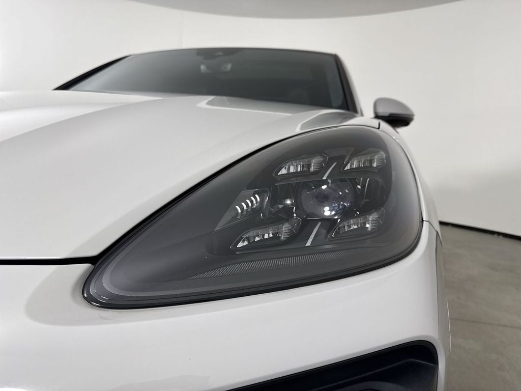 2021 Porsche Cayenne Coupe GTS