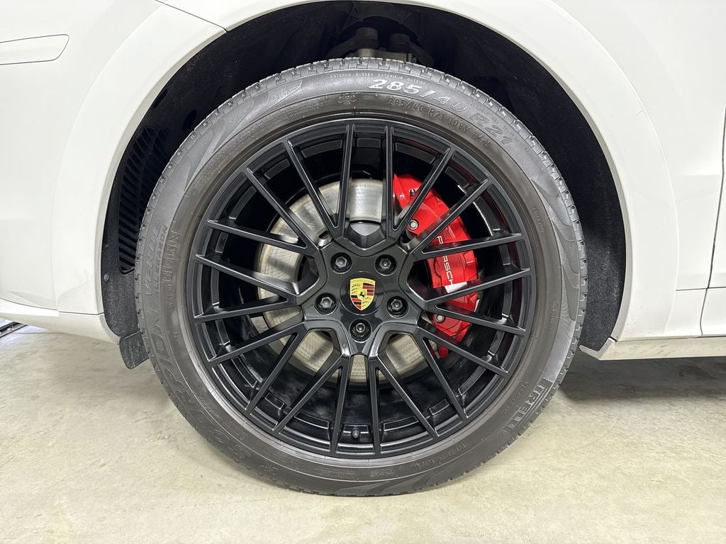 2021 Porsche Cayenne Coupe GTS