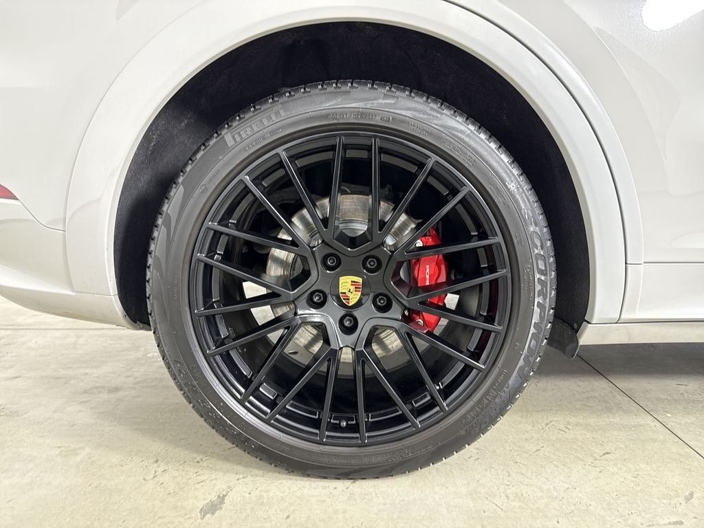 2021 Porsche Cayenne Coupe GTS