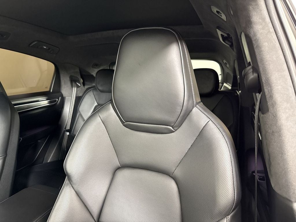 2021 Porsche Cayenne Coupe GTS