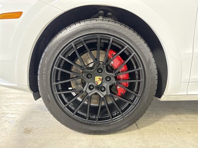 2023 Porsche Cayenne Coupe GTS