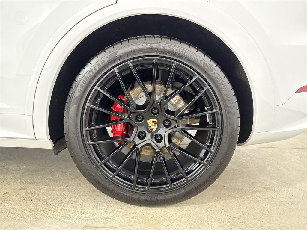 2023 Porsche Cayenne Coupe GTS