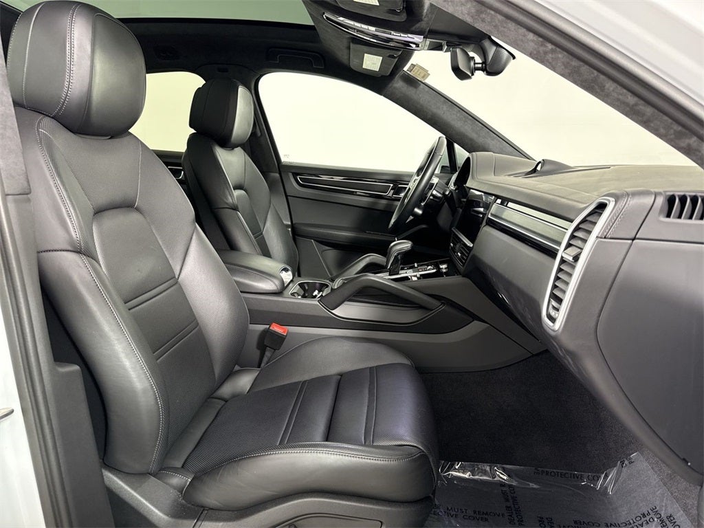 2023 Porsche Cayenne Coupe GTS