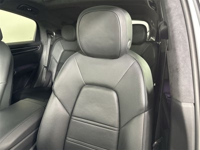 2023 Porsche Cayenne Coupe GTS
